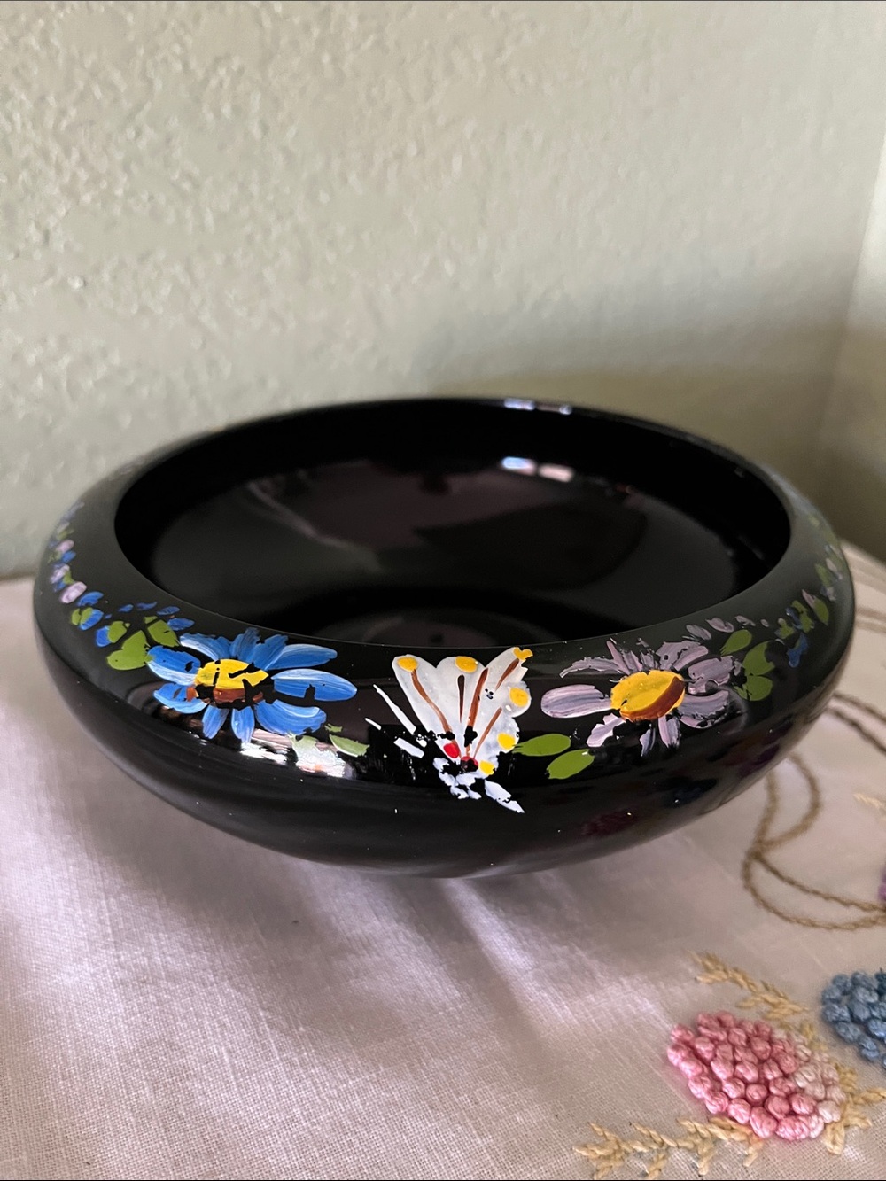 Vintage LE Smith Black Amethyst Glass Bowl Hand Painted Floral 1950s